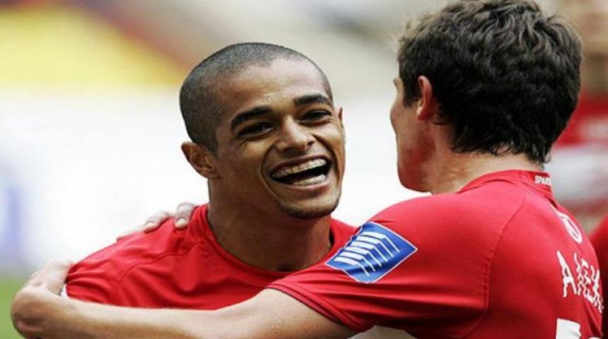 Fener'e m&uuml;jde, S.Moskova'ya şok..!