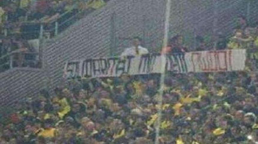 Bu pankart olay yarattı..!