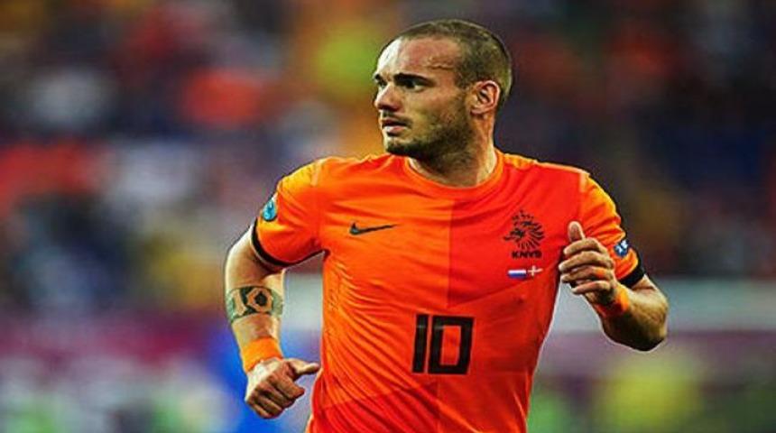Sneijder: Arda Turan m&uuml;thiş yetenek