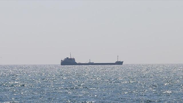Kızıldeniz'de dehşet anları! Yunan yük gemisi silahlı saldırıya uğradı