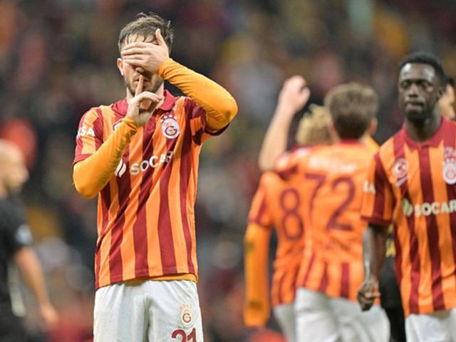 Galatasaray'da sessiz sedasız ayrılık!