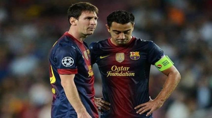 Messi &ouml;n&uuml;ne geleni azarladı..!