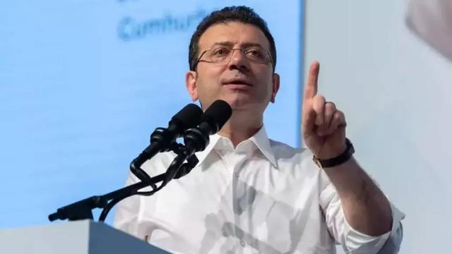 İmamoğlu AK Partili siyasetçilere 'Sus, dur, bekle devri bitmiştir' notuyla seslendi! Bu bir 'Beka' meselesidir