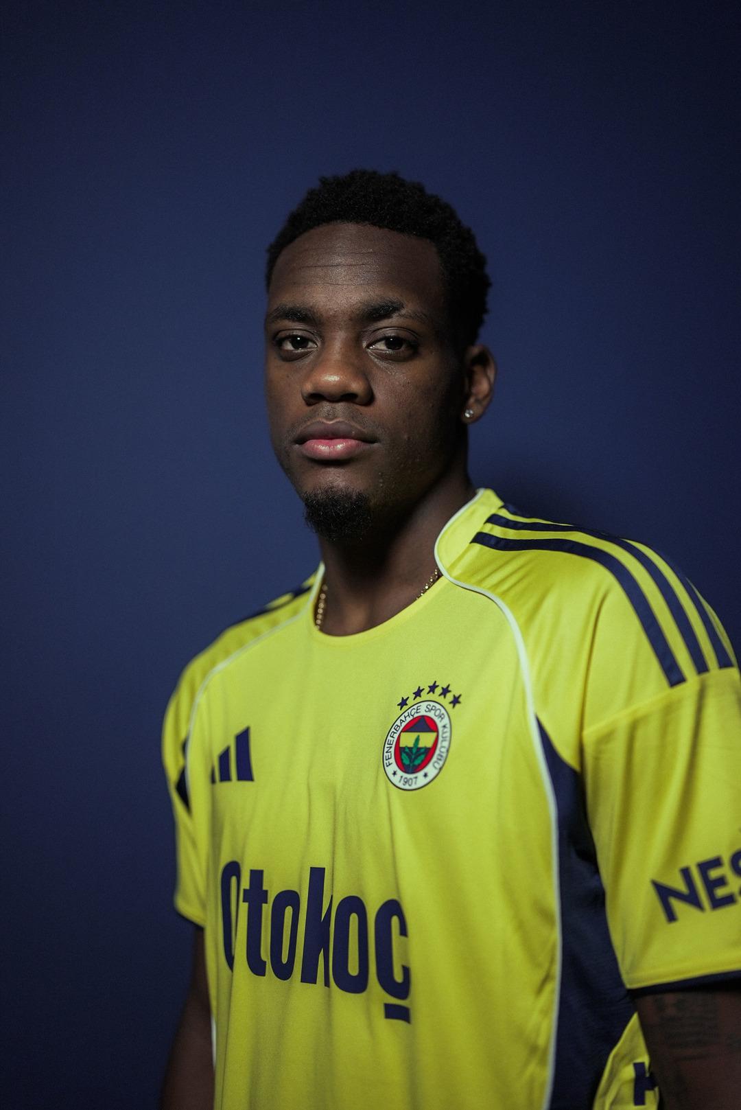 Fenerbahçe nin yeni transferi Jhon Duran ın maliyetine dair dudak uçuklatan iddia! 3