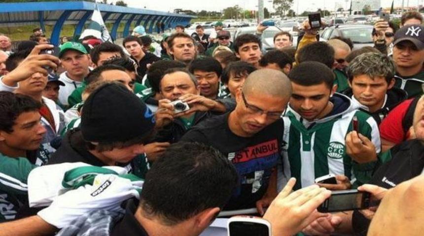 Alex De Souza, Curitiba'da!