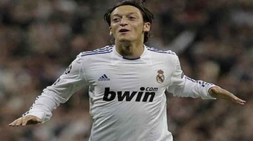 Mesut &Ouml;zil, La Liga'da zirvede!