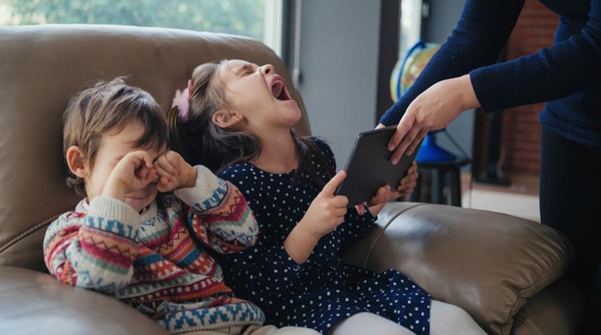 Aileler dikkat: Oyun bağımlılığı çocuğunuzu tehdit ediyor! Aileler ekran bağımlılığına nasıl çözüm bulabilir? Dijital oyunların gizli etkisine karşı uyarılar...