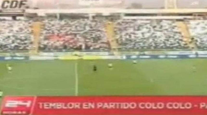 Futbolcuları deprem de durduramadı! (Video)