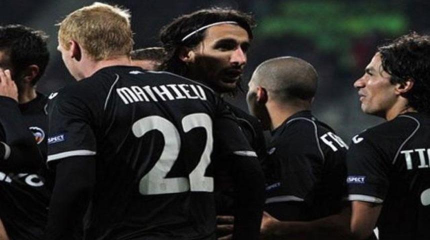 Mehmet attı, umutları İspanya'ya taşıdı