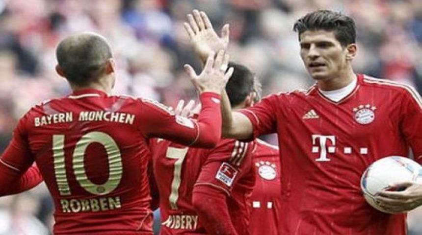 Gomez ile 2016'ya kadar devam!