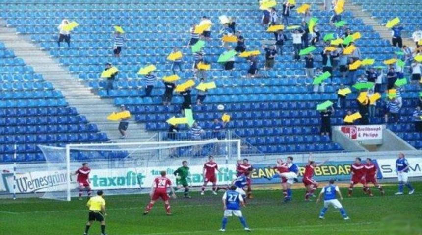 Gol atamayan takıma bunu da yaptılar! (Video)