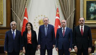 Beştepe'de kritik görüşme! Cumhurbaşkanı Erdoğan DEM Parti'nin İmralı heyetini kabul etti