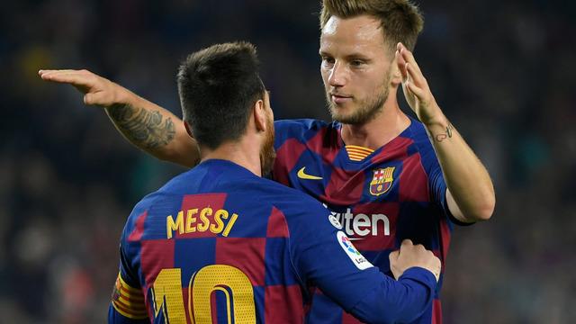 Bir devrin sonu! Dünyaca ünlü yıldız Ivan Rakitic futbolu bıraktığını açıkladı... Yeni mesleği bile belli oldu