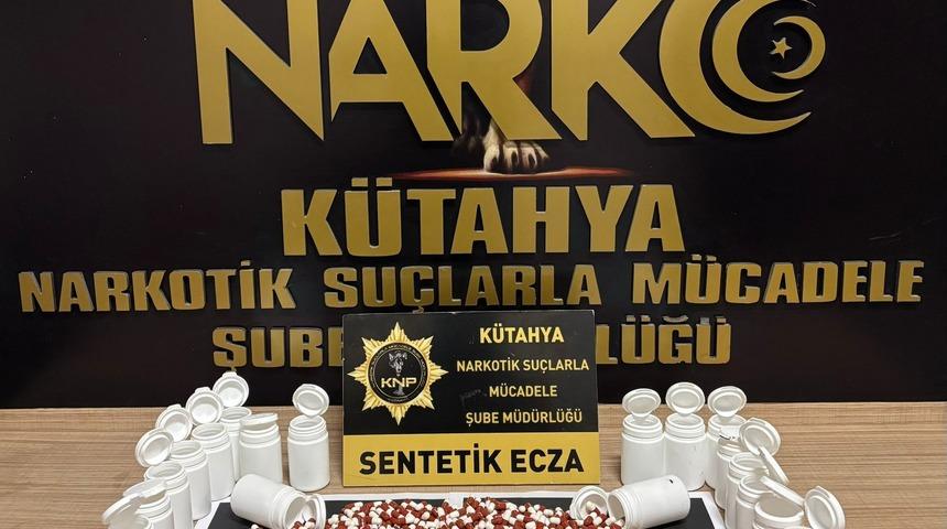 Kütahya'da uyuşturucu operasyonu! Yakalanan 4 zanlı tutuklandı