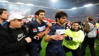 Hakeme yumruk atan futbolcuya rekor ceza!