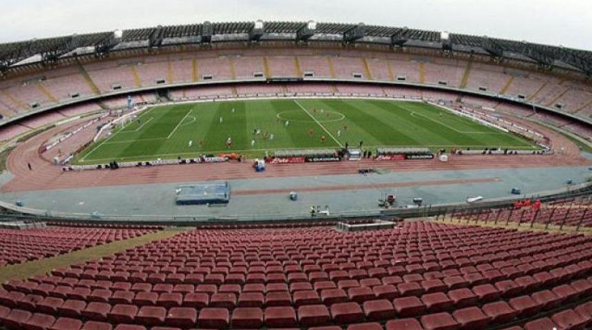 Stadyumu geneleve &ccedil;evirdiler..!