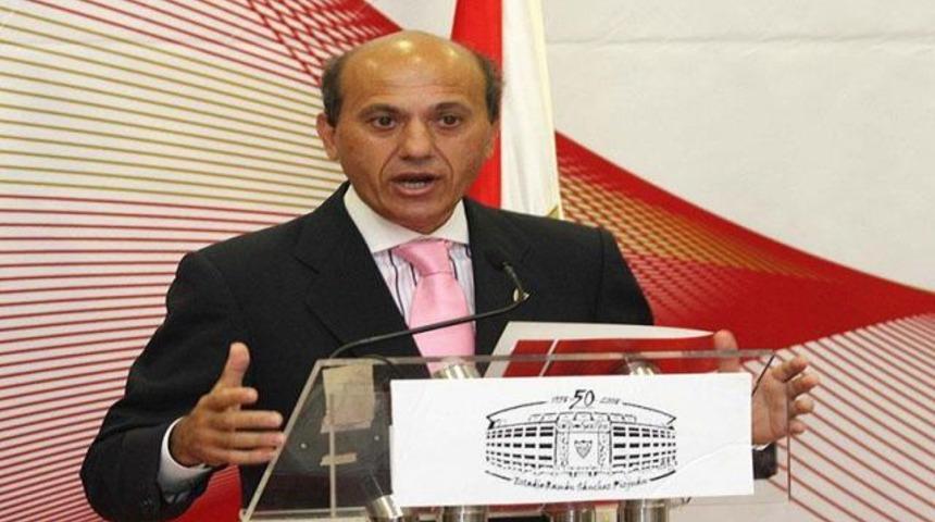 Dev kul&uuml;b&uuml;n başkanına hapis cezası!