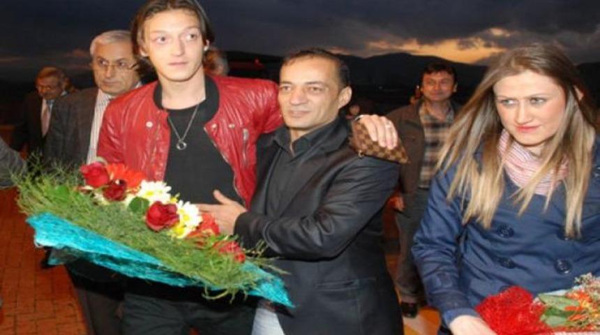 Mesut &Ouml;zil baba ocağında!