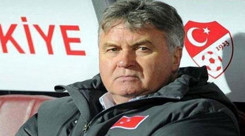 Hiddink'e b&uuml;y&uuml;k şok!