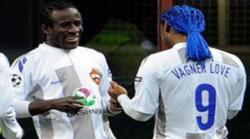 Rusya'da yılın futbolcusu Doumbia!