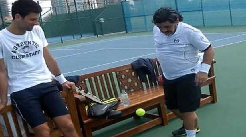 Maradona'dan Djokovic'e ders (Video)