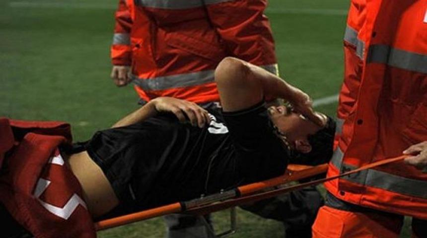 Khedira 1 ay yok!