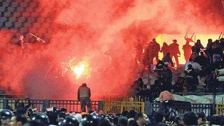 ŞOK! Futbol maçında 74 ölü!