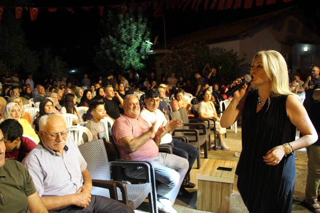FESTIVALDE-SAHNE-ALAN-SANATCININ-BASINA-_803024_237696 FESTIVALDE-SAHNE-ALAN-SANATCININ-BASINA-_803024_237696