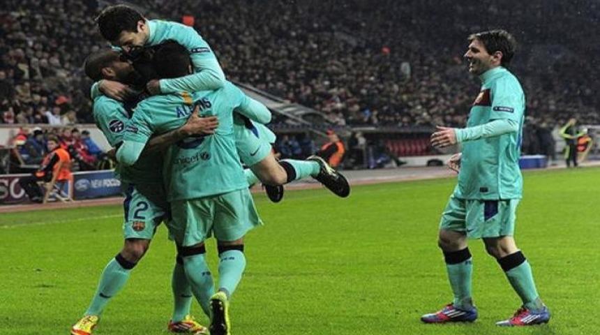 Bar&ccedil;a &ccedil;eyrek finale g&ouml;z kırptı!