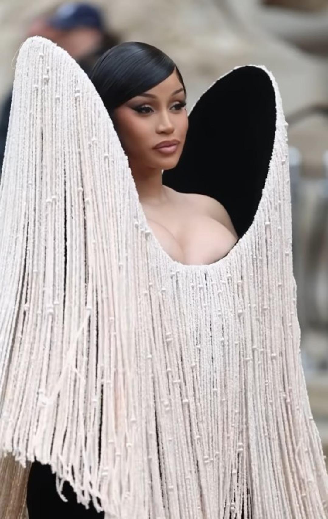 cardi 4 cardi 4