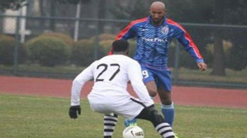 Anelka'dan ilgin&ccedil; siftah! (Video)