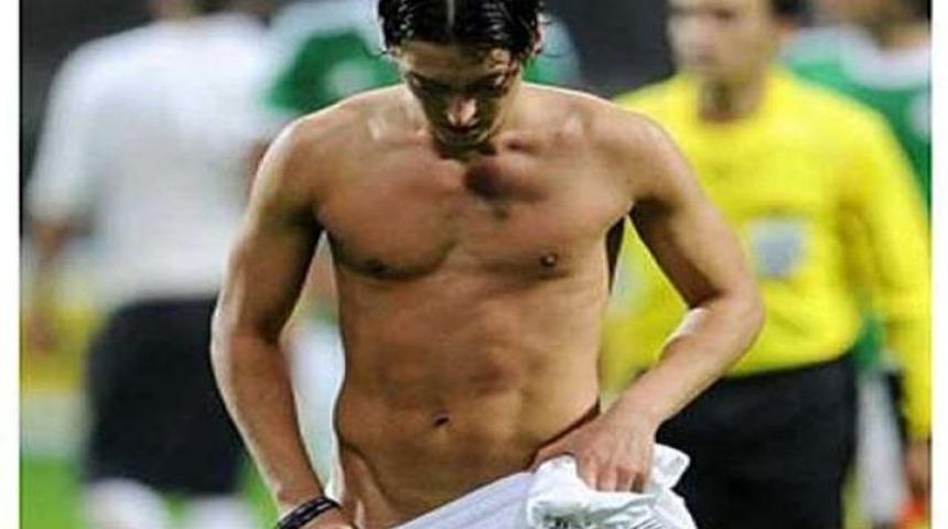 Almanya Mesut'un bu halini konuşuyor!