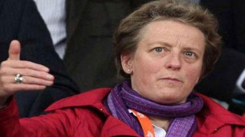 UEFA-Fener arasındaki buzları eriten kadın!