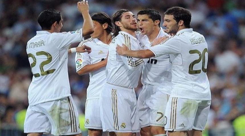 Ronaldo Real'i u&ccedil;urdu! (Video)