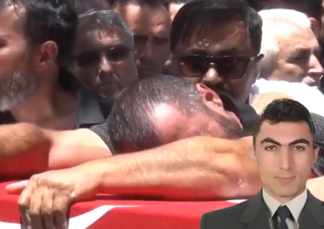 Türkiye şehitlerini uğurluyor! 12 kahramana son veda 18