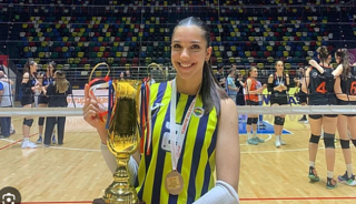 Fenerbahçe Medicana, Helin Kayıkçı'yı kadrosuna kattı