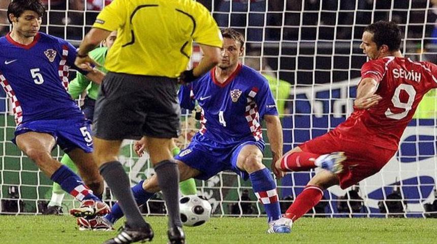 T&uuml;rkiye-Hırvatistan ma&ccedil;ı biletleri yarın satışta