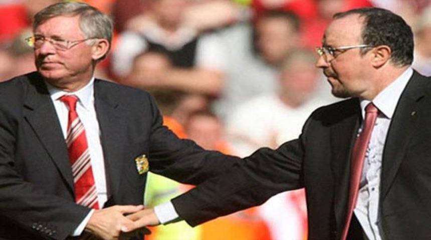 Benitez, Ferguson'u bombaladı!