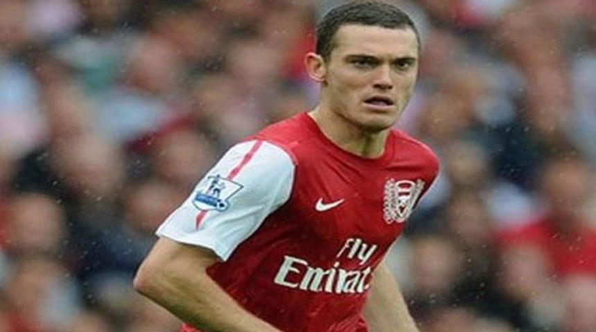 Vermaelen Arsenal ile uzattı!