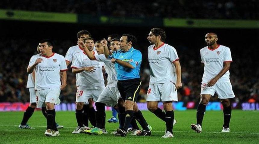 Yenilmez armada Sevilla!