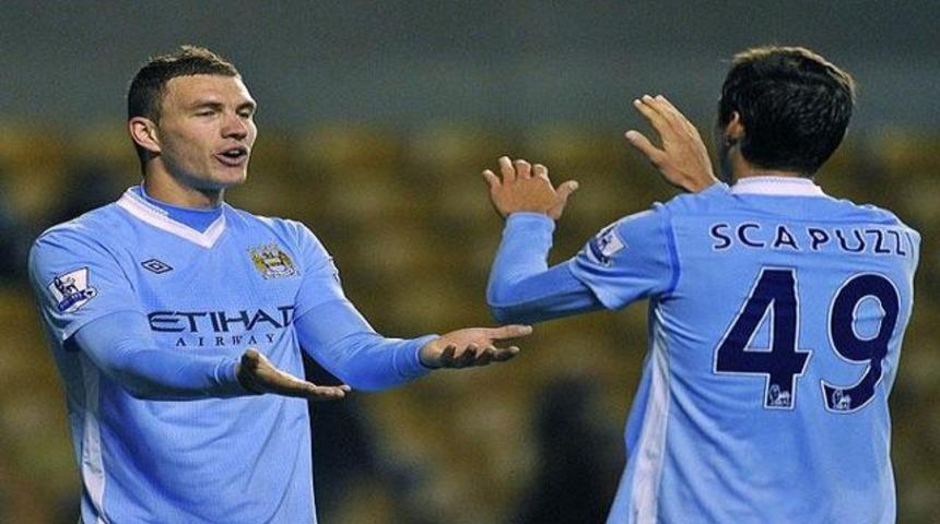 City ve Liverpool &ccedil;eyrek finalde!