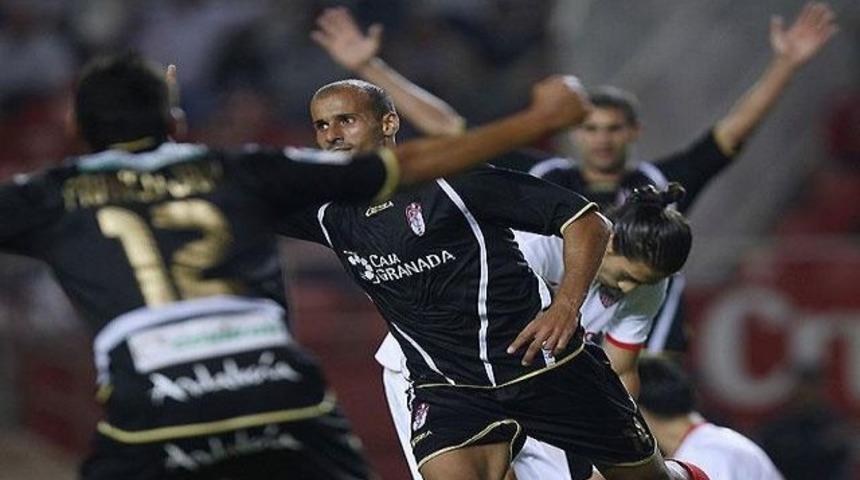 Sevilla'ya Granada şoku!