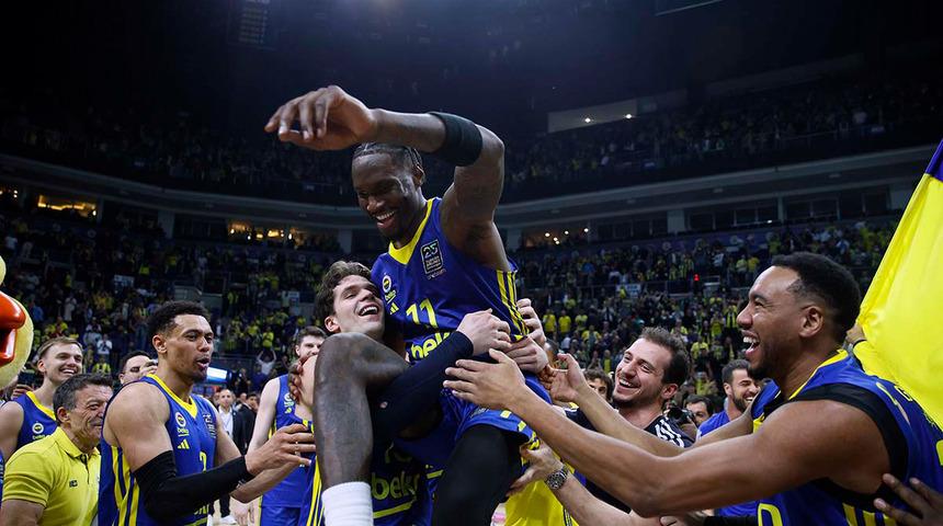 Nigel Hayes-Davis, Fenerbahçe Beko’dan ayrıldı! 750 bin dolar bonservis kazanıldı iddiası...