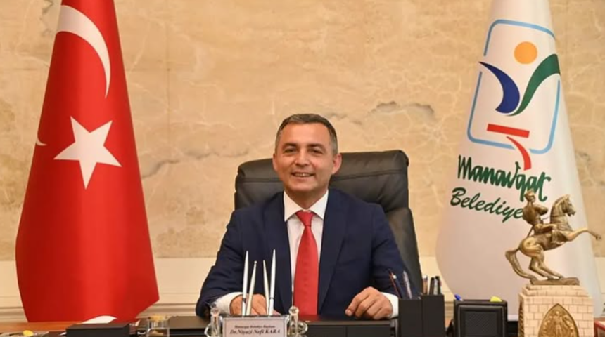 Manavgat Belediye Başkanı Niyazi Nefi Kara ile Başkan Yardımcısı Mehmet Engin Tüter tutuklandı