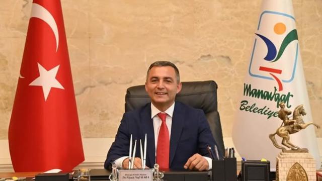 Manavgat Belediye Başkanı Niyazi Nefi Kara ile Başkan Yardımcısı Mehmet Engin Tüter tutuklandı