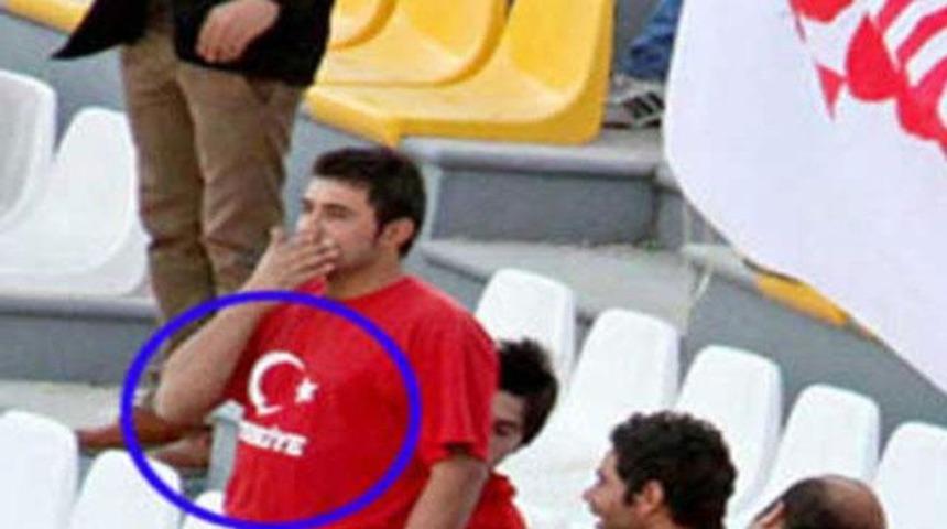 Türk bayraklı taraftarlara bölücülük suçlaması!