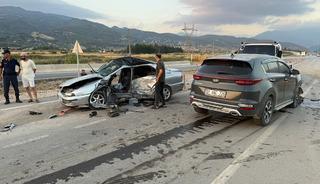 Osmaniye’de iki otomobil çarpıştı: 2 yaralı