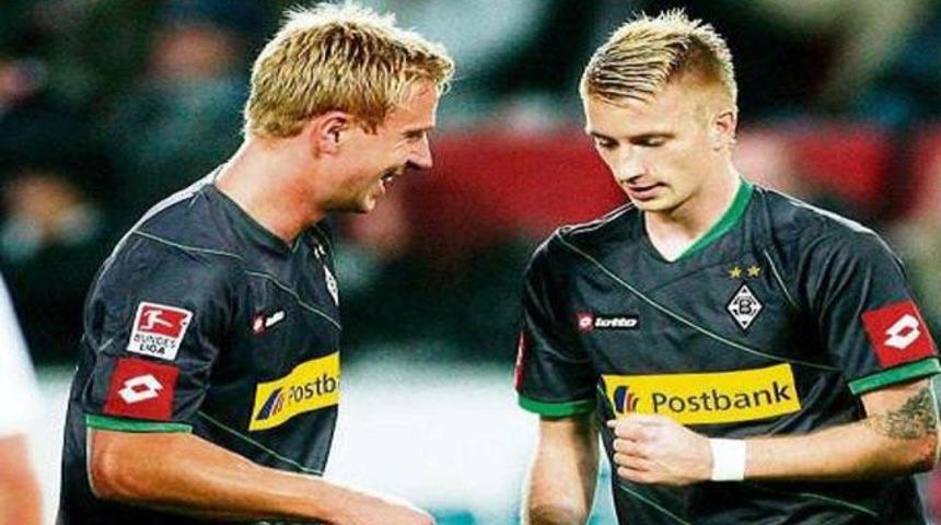 Frikik &ouml;ncesi taş-kağıt-makas!