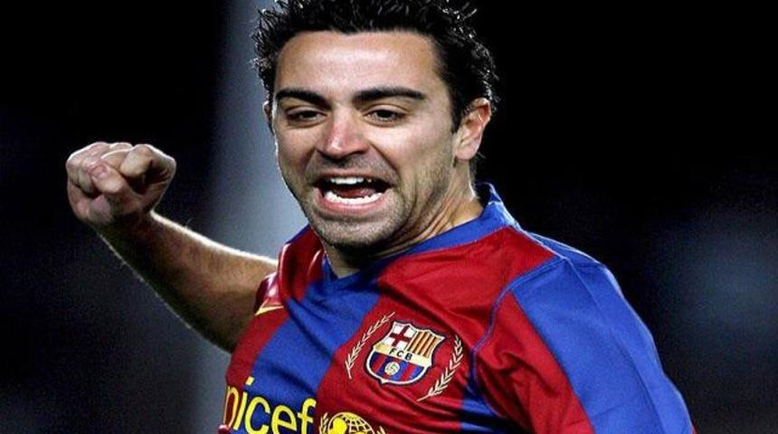 Xavi'den inanılmaz asist! (Video)