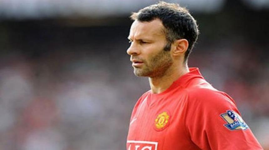Giggs sapıtmış olmalı!